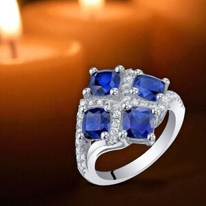 💗💗💗Luxury 925 Silver and 2 carat Sapphire Blue‎ Gemstone Ring